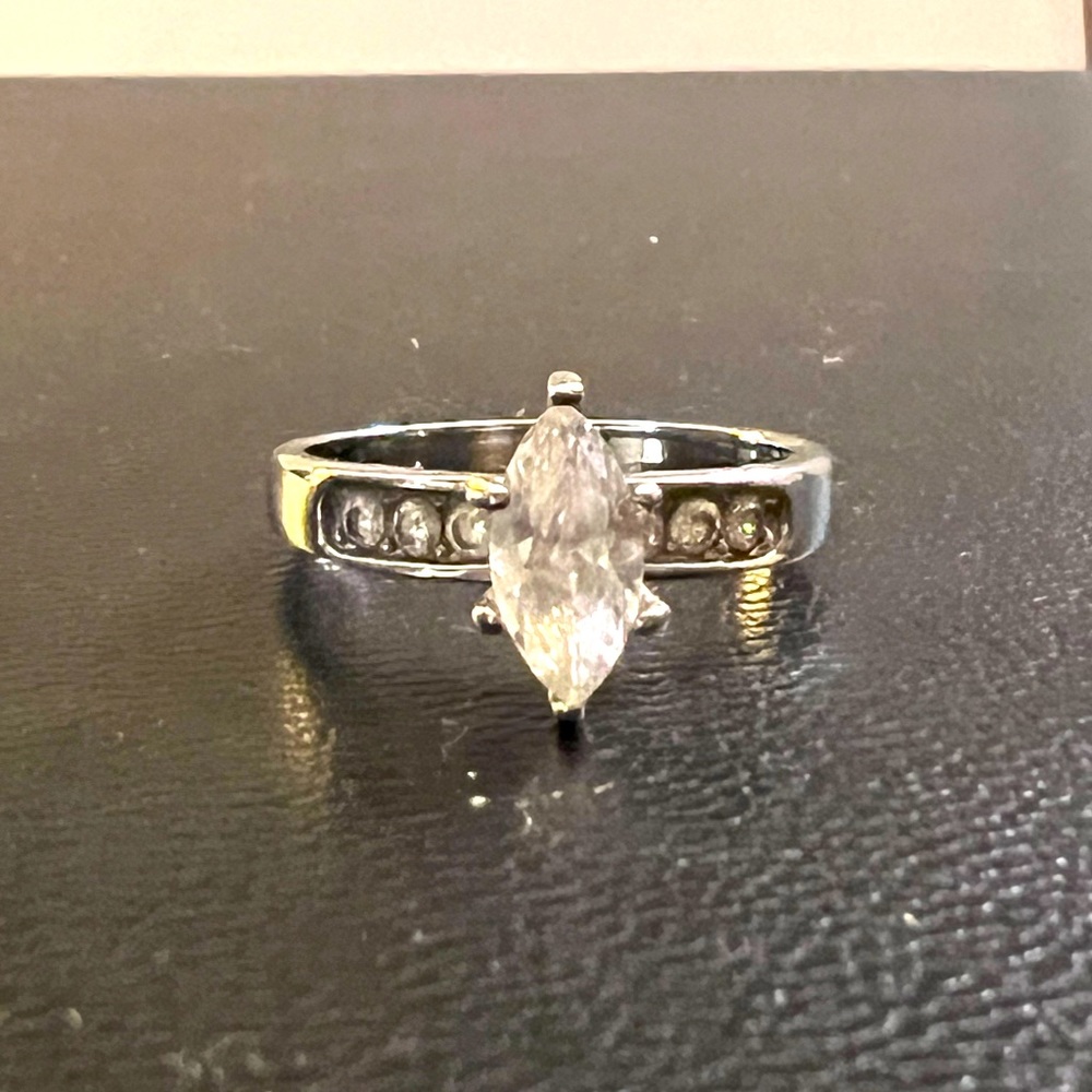 Marquise Ring